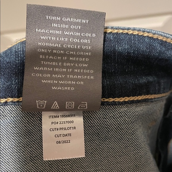 Torrid Perfect Boyfriend Ankle Vintage jeans - Picture 10 of 10